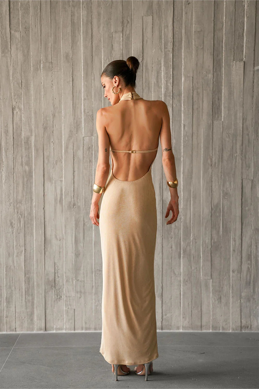 Vestido Éter Dourado