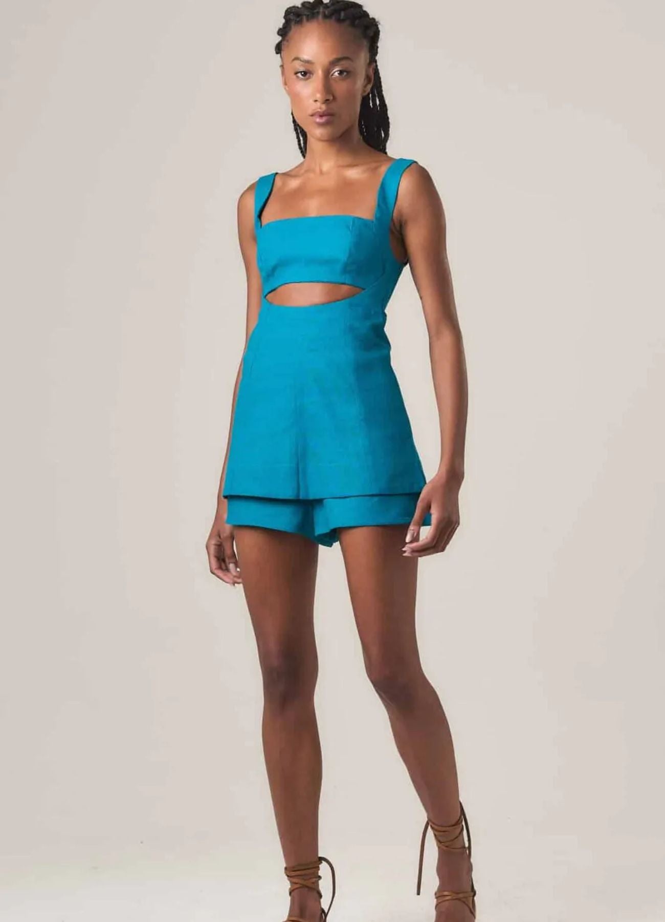 Bata de linho azul-netuno Lara