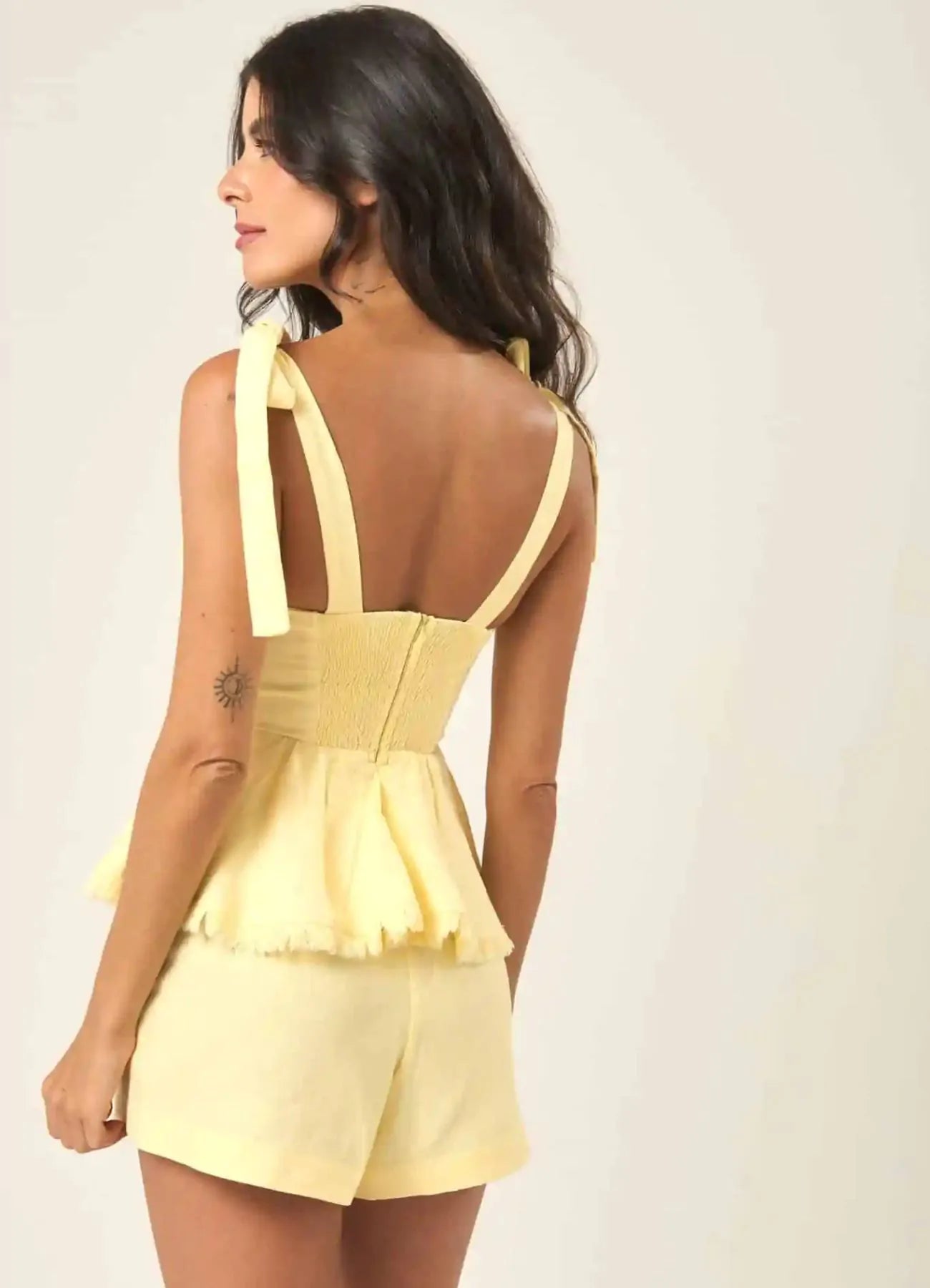 Top de linho baunilha Flora