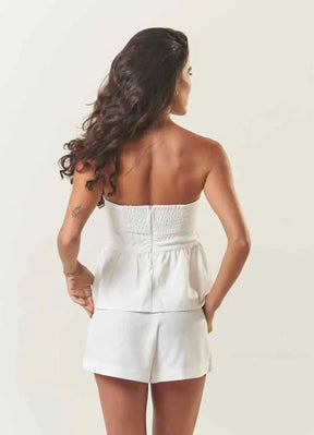 Top de linho off-white Nicole