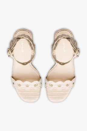 Sandália Dolly Ráfia Natural e Broderie