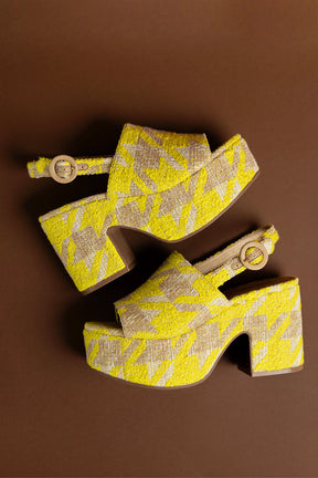 Sandália Plataforma Miso Malha Estampado Amarelo