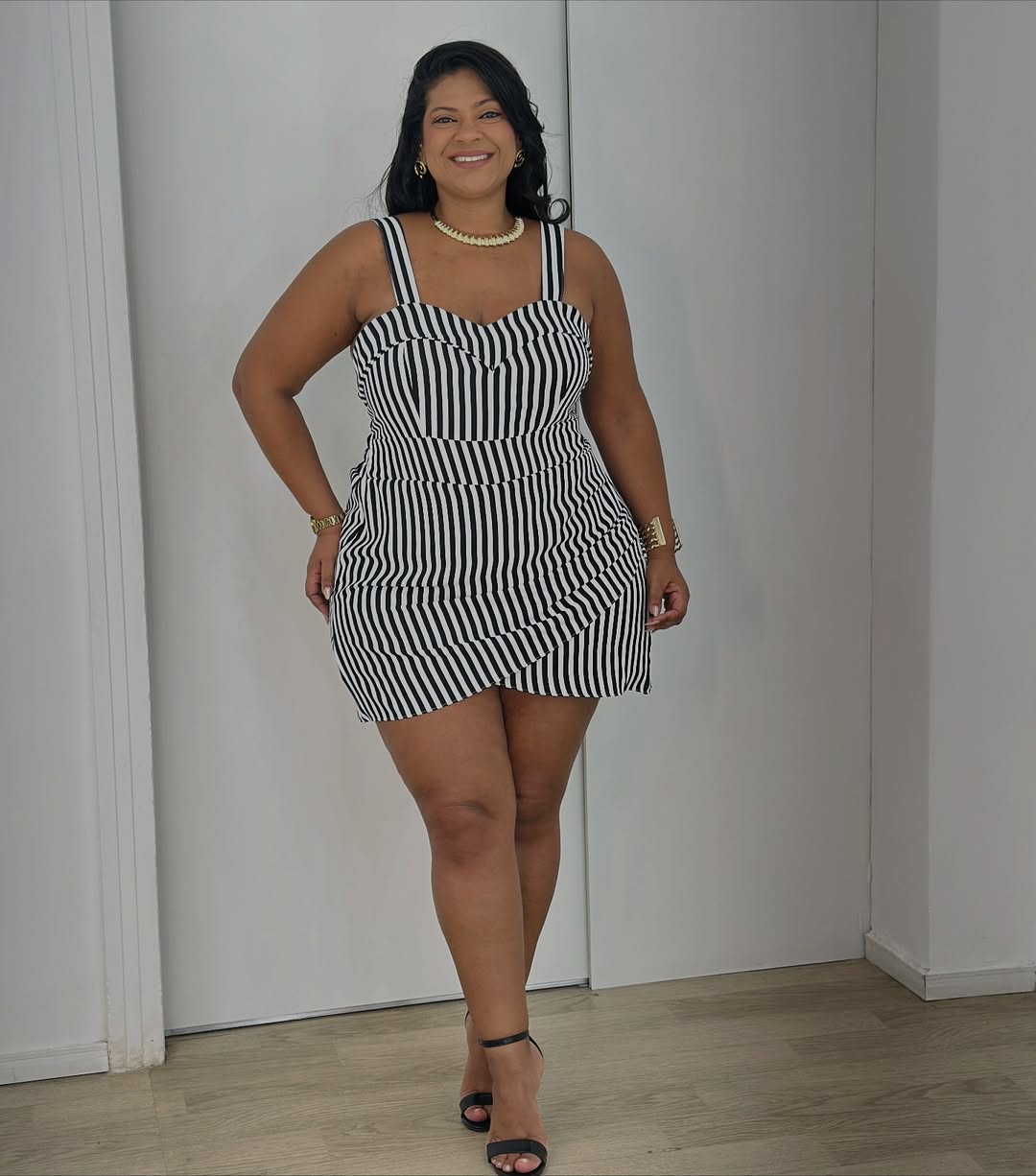 Macaquinho Melissa - envio rápido